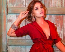 Jiya Shankar  Bigg Boss OTT 2-Biography